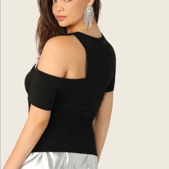 Plus Asymmetric Cutout Shoulder Slogan Print Tee - Picture 2 of 5